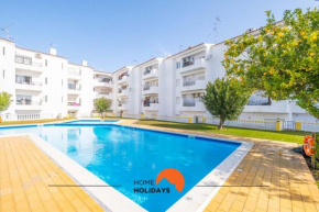 #112 Oura Flat by Home Holidays